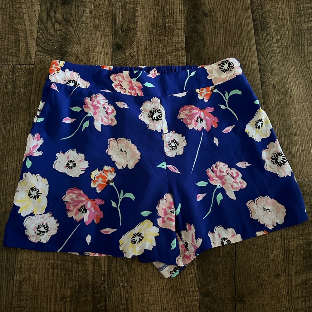 Flower print shorts